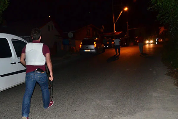 Cezaevi firarisinin mermisi bitince teslim oldu
