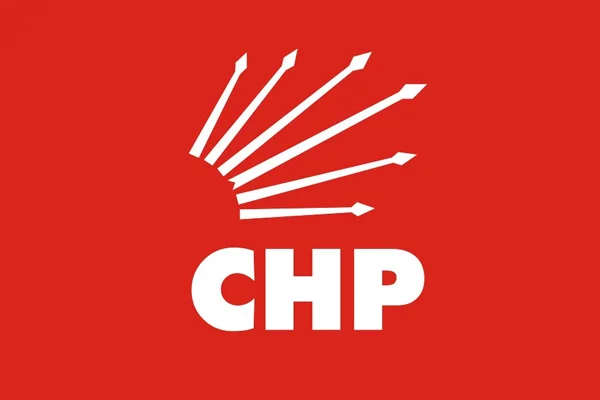 CHP'de istifa depremi