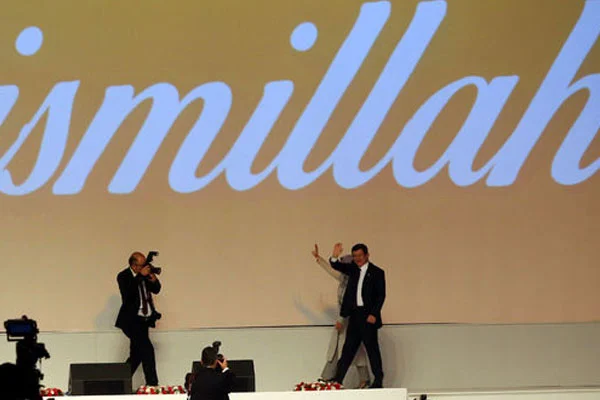 Davutoğlu'ndan 'Hocacı, Reisci' açıklaması