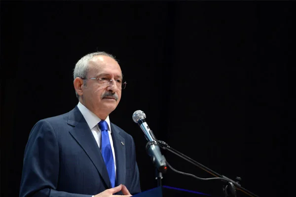 'Din adamları sandık başında durabilir'