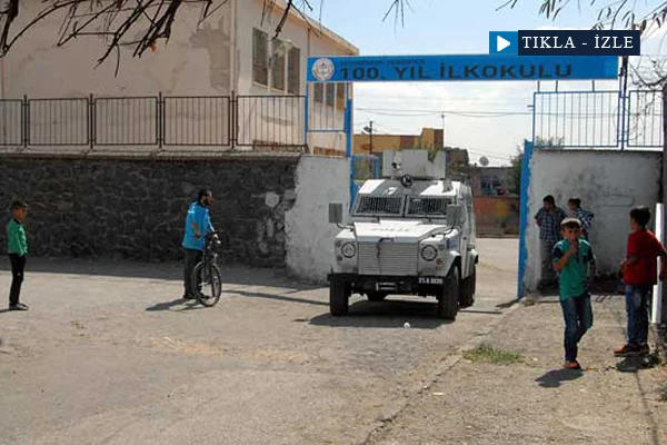 Diyarbakır'da okul duvarına bomba konuldu