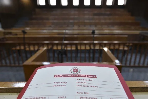 Eski Hakim Karaçöl Kütahya'da gözaltına alındı