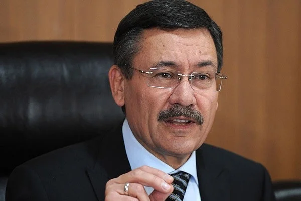Gökçek, facia için attığı tweet'lerini sildi
