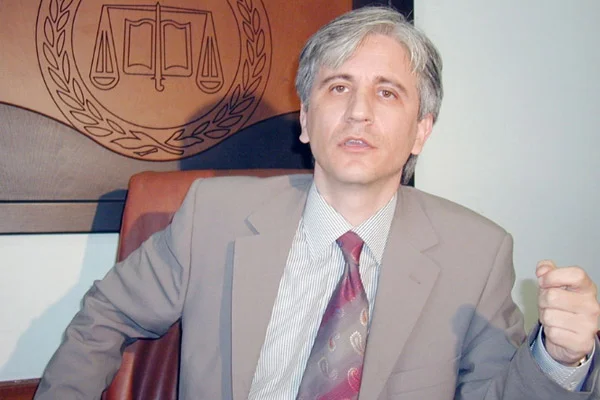 Gültekin Avcı FETÖ soruşturmasından gözaltında