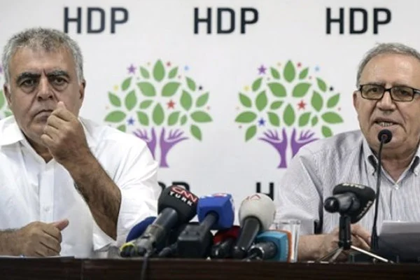 HDP'li 2 Bakan istifa etti
