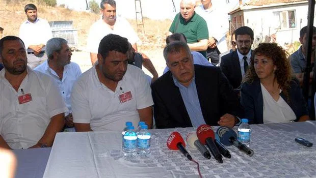 HDP'li bakan şehit evini ziyaret etti