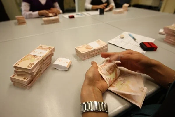 İşsiz gençlere harçlık