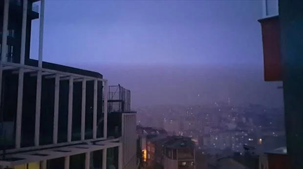 İstanbul yağış altında