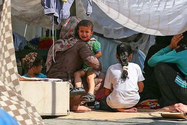 'Kendimiz için değil çocuklarımız için kaçıyoruz'