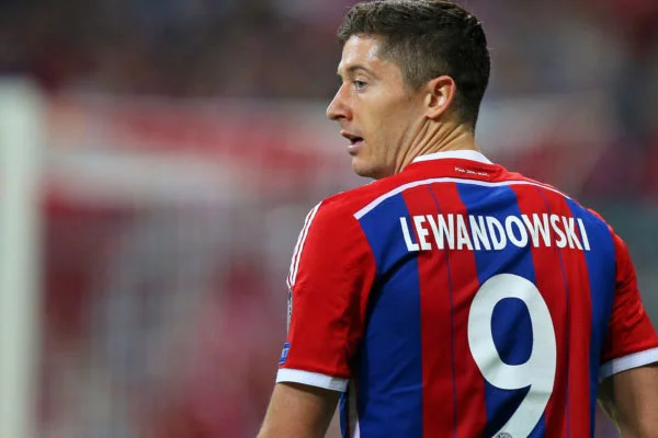 Lewandowski'den 9 dakikada 5 gol!