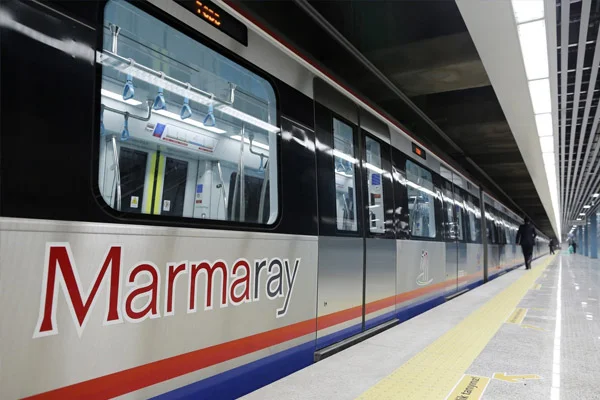 Marmaray'da 20 dakikalık arıza