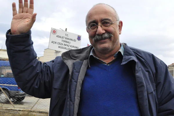 Nişanyan vekillik için başvuruda bulundu