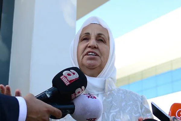 Oğlunun gazetesinden nefret ediyor