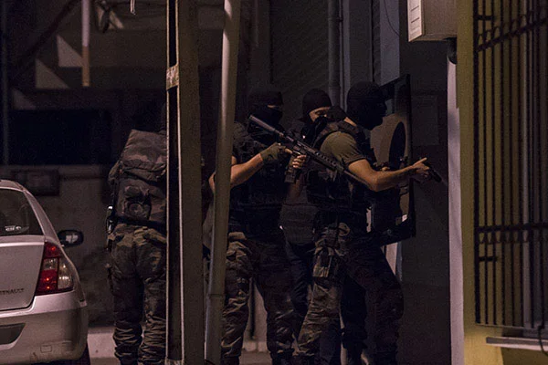 PKK operasyonunda 23 gözaltı