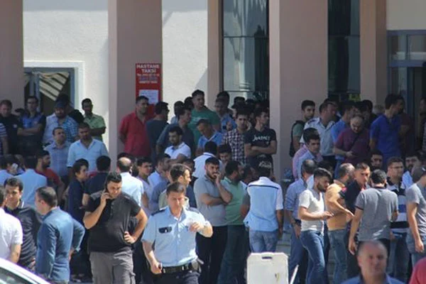 Polislerin kimlikleri belli oldu
