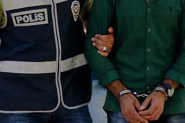 Sosyal medyada 'terör' gözaltısı