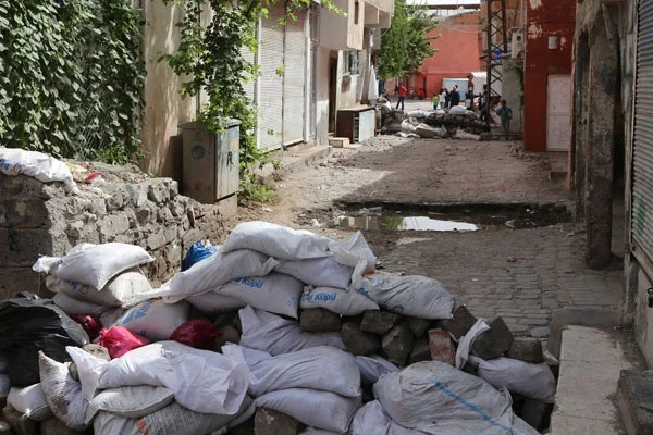 Suriçi'nde yaşananların izleri
