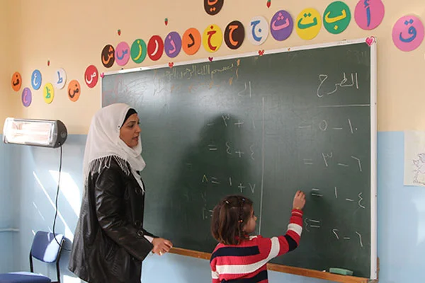 Suriyeli çocuklar okullarda Arapça eğitim görecek