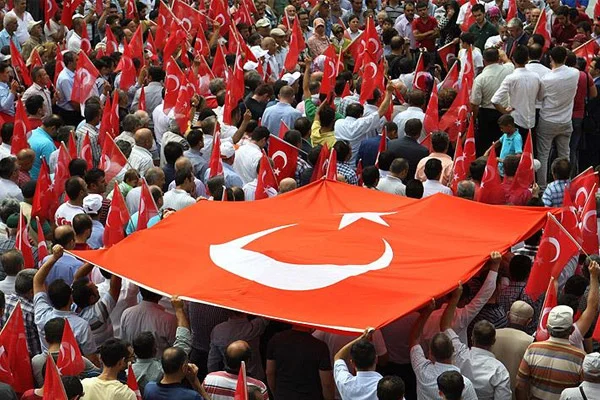 Yenikapı'da Davutoğlu konuştu