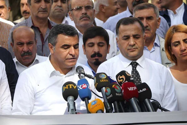 750 STK'dan Hükümete 'Adım atın' çağrısı