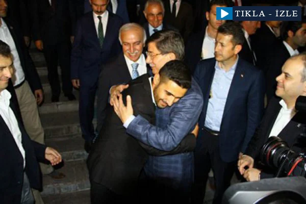 Başbakan ile genç arasında ilginç diyalog