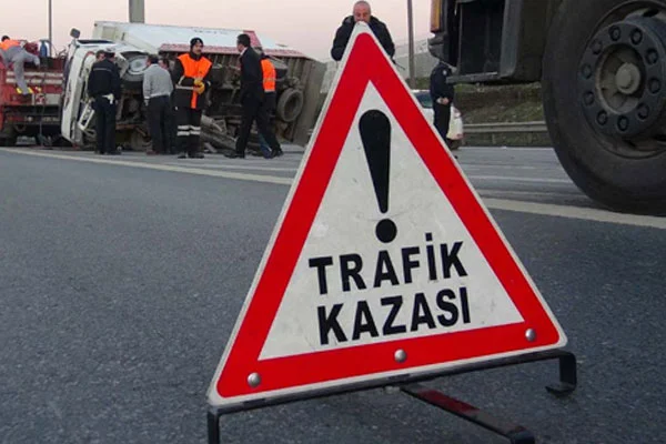Burdur'da kaza: 2 ölü 8 yaralı