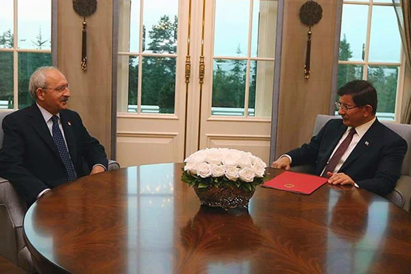 Davutoğlu ile Kılıçdaroğlu görüşmesi başladı