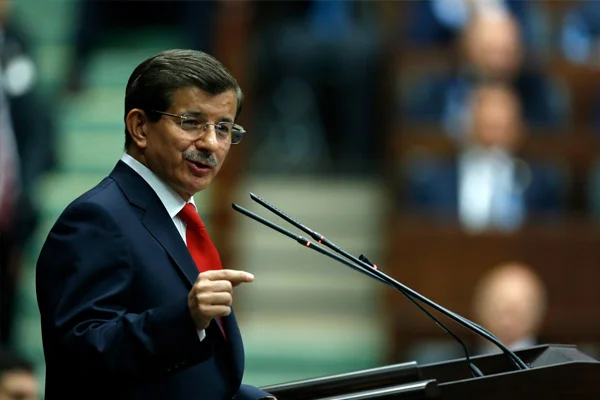 Davutoğlu'ndan İmama Hatiplere büyük övgü