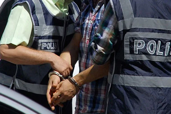 DBP'li 2 kişi gözaltına alındı