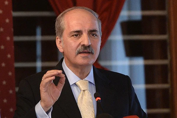 'Elde Kalaşnikof'la barış halayı olmaz'