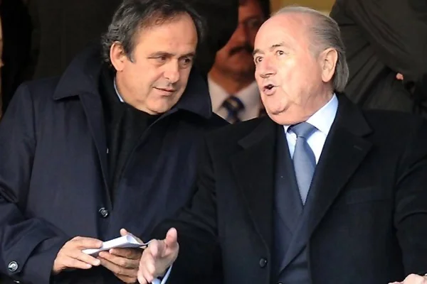 FIFA Platini ve Blatter kararını açıkladı