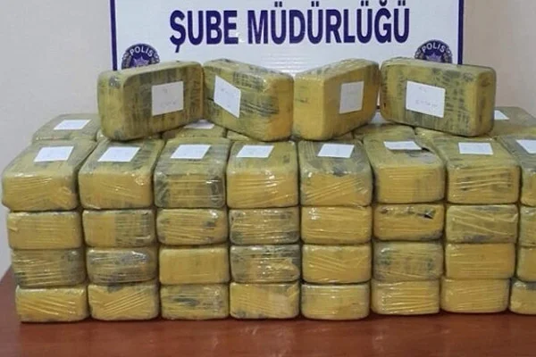 Hakkari'de 118 kilo eroin yakalandı