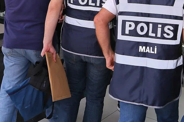İstanbul'da 'himmet' operasyonu: 19 gözaltı