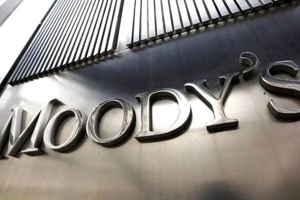 Moody's'e göre Türkiye en...