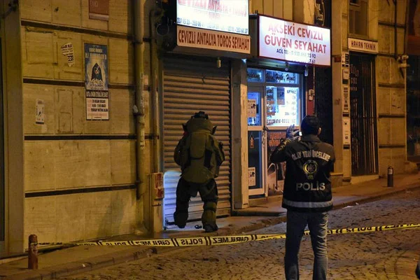 Motosiklet sinyalini bomba sandılar