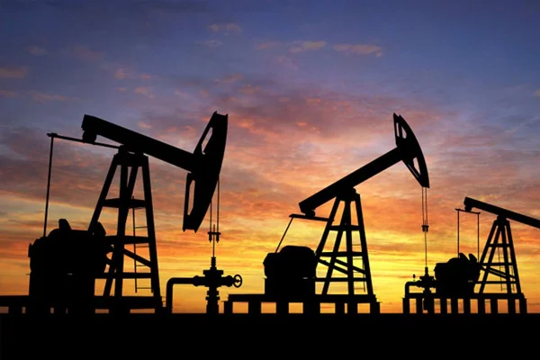 Petrol fiyatları geriledi