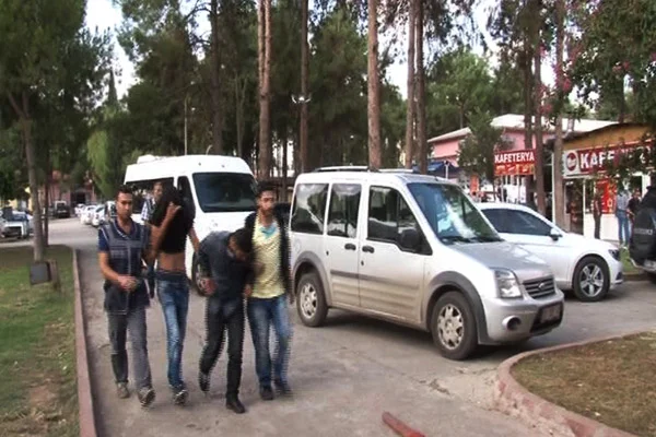 PKK'lılara satış yapan 4 torbacı yakalandı