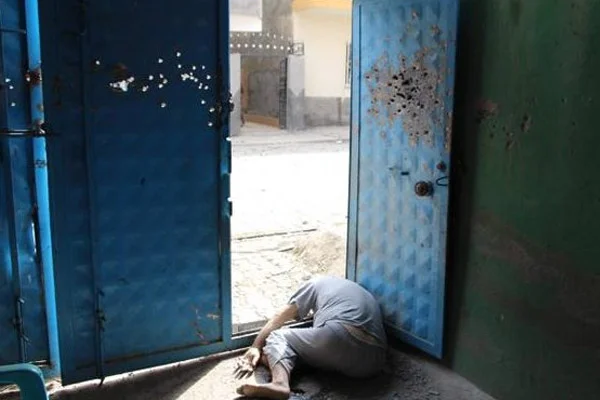 PKK'ya kapısını açmadığı için vuruldu