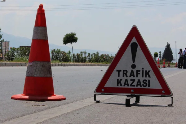 Sakarya'da feci kaza: 3 ölü