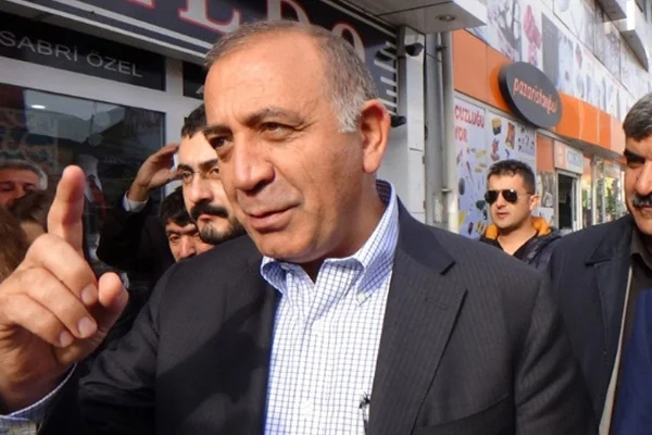 Tekin: Tüm anketler asparagas