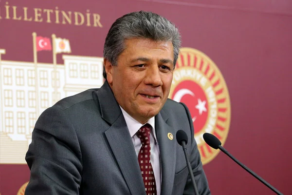 AK Parti'den Gökçek'e resmi davet