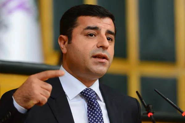 Demirtaş'tan Başbakan'a 'Sur' eleştirisi