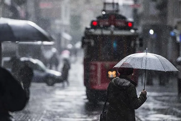 İstanbul'a sağanak yağış uyarısı