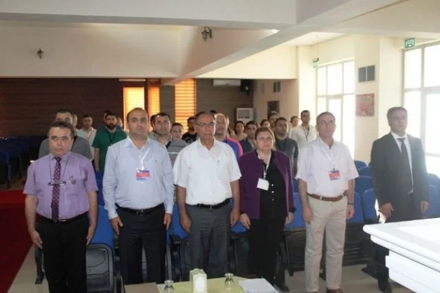 Kamyoncu grevinde ordu devreye girdi