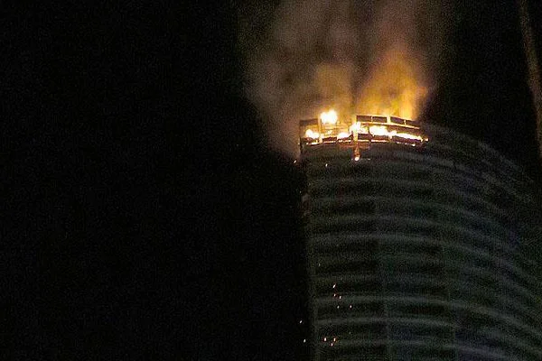Başakşehir'de korkutan yangın