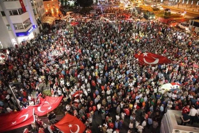 Jandarmadan özel 'ezan' andıcı