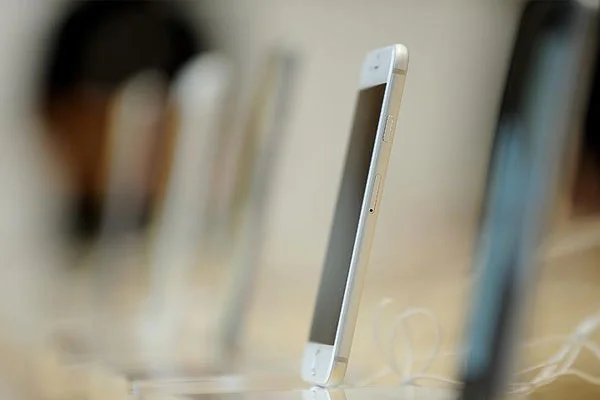 Akıllı telefonlara yüzde 8 zam