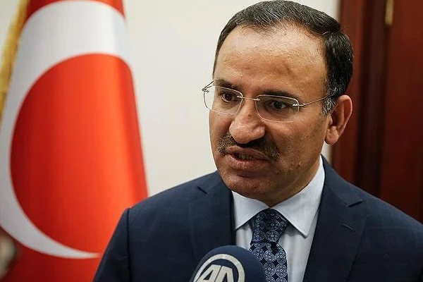 Bozdağ: Yargı darbeye karşı duruş ortaya koydu