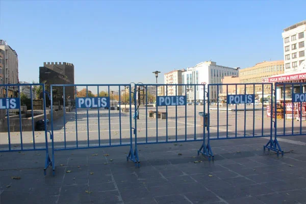 Diyarbakır'da 'yasak' genişletildi