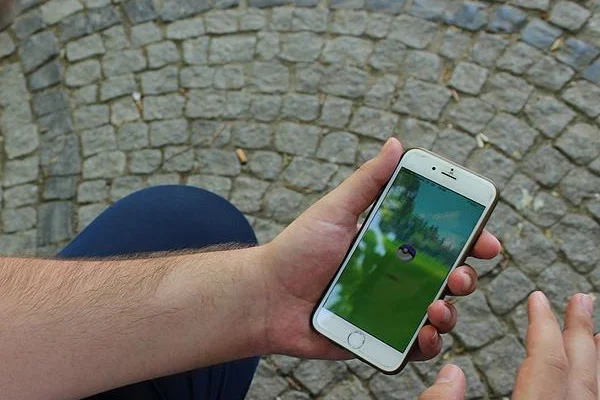 Pokemon Go bağımlılığı tehlike saçıyor!